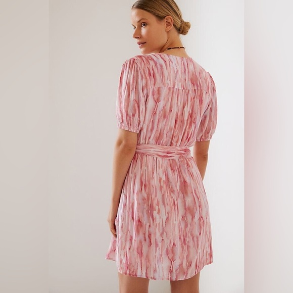 Anthropologie | Cloth and Stone Watercolor Pink Dress - Picture 3 of 10
